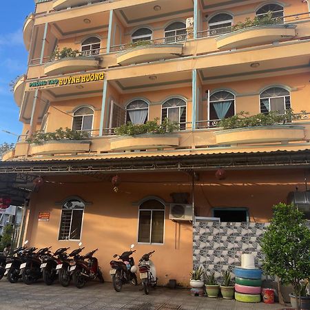 Huynh Huong Guesthouse Hà Tiên Esterno foto