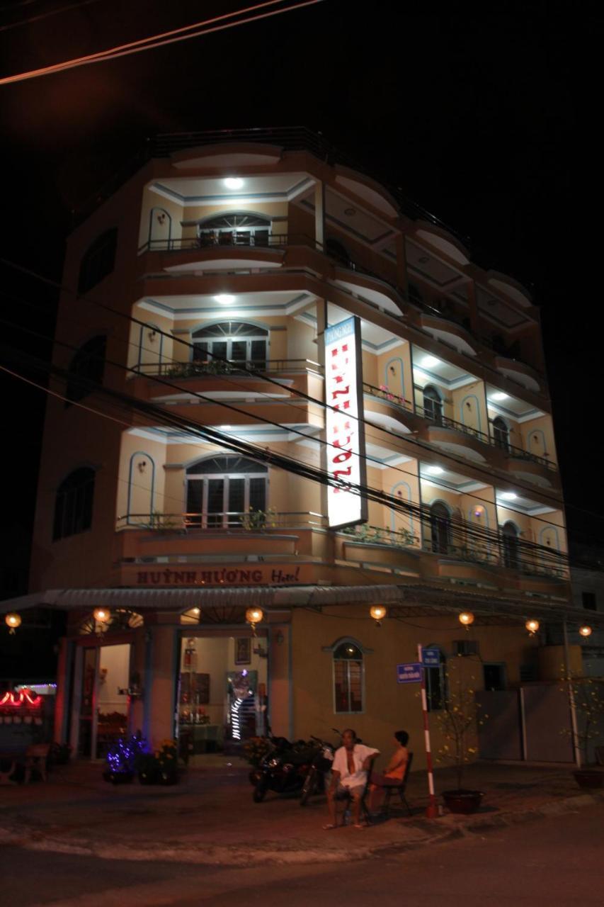 Huynh Huong Guesthouse Hà Tiên Esterno foto