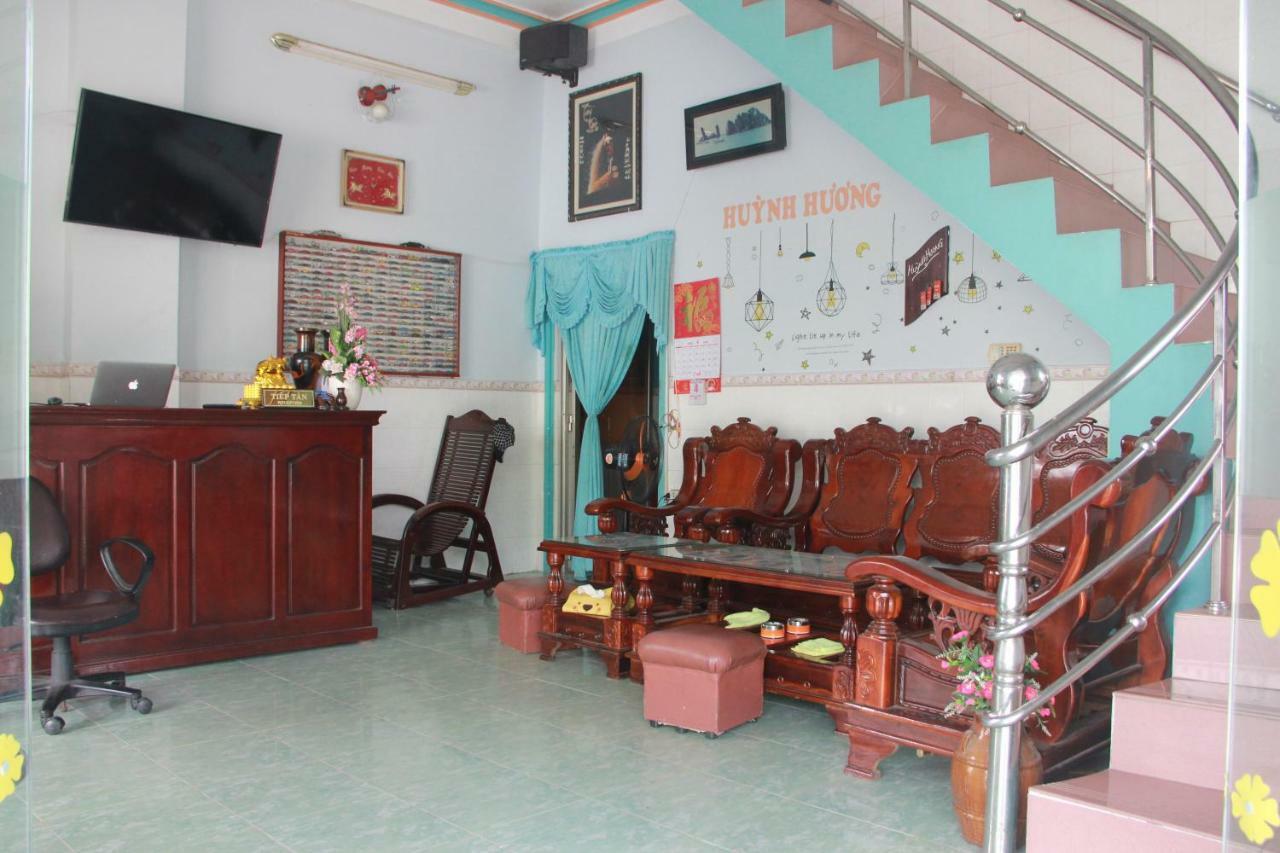 Huynh Huong Guesthouse Hà Tiên Esterno foto