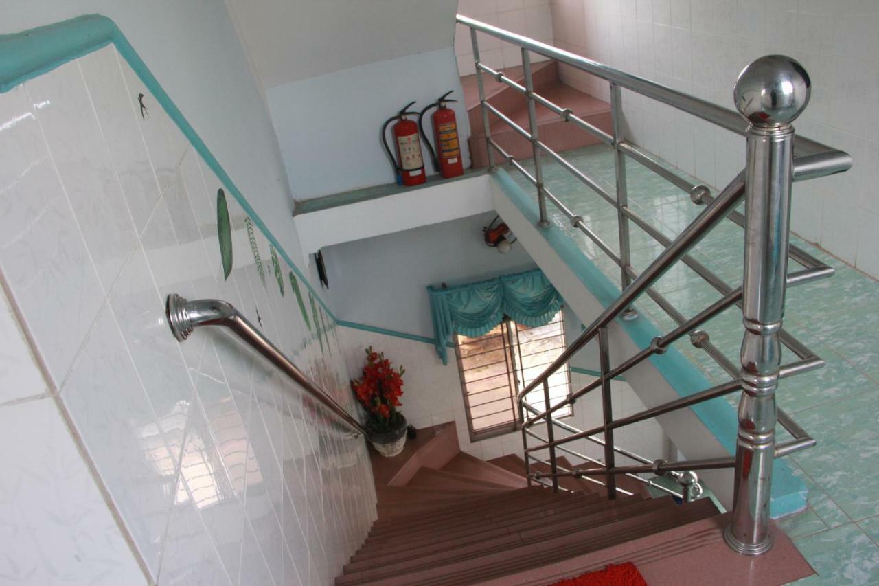 Huynh Huong Guesthouse Hà Tiên Esterno foto